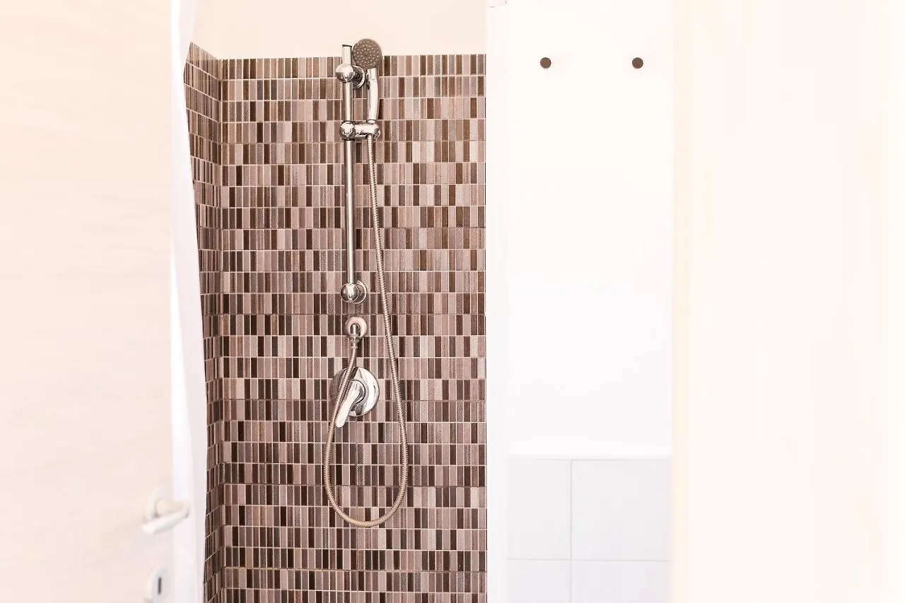 Sofita - Rooms & Apartment Sant'Agata di Militello 0*,
